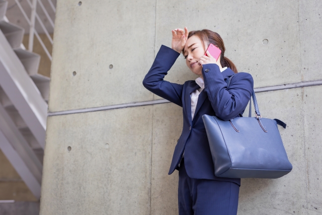 ストレスで禿げてきた女性