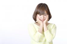 【女性 恐怖】薄毛で消耗してる?その行動がハゲへの片道切符だよ