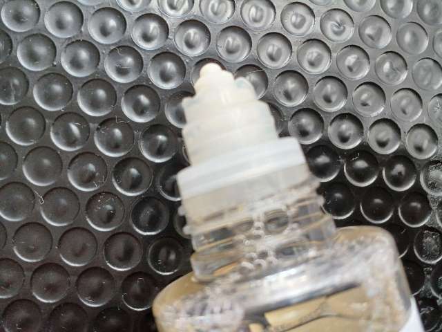 口コミにもある液だれしにくいシリコンノズル形状